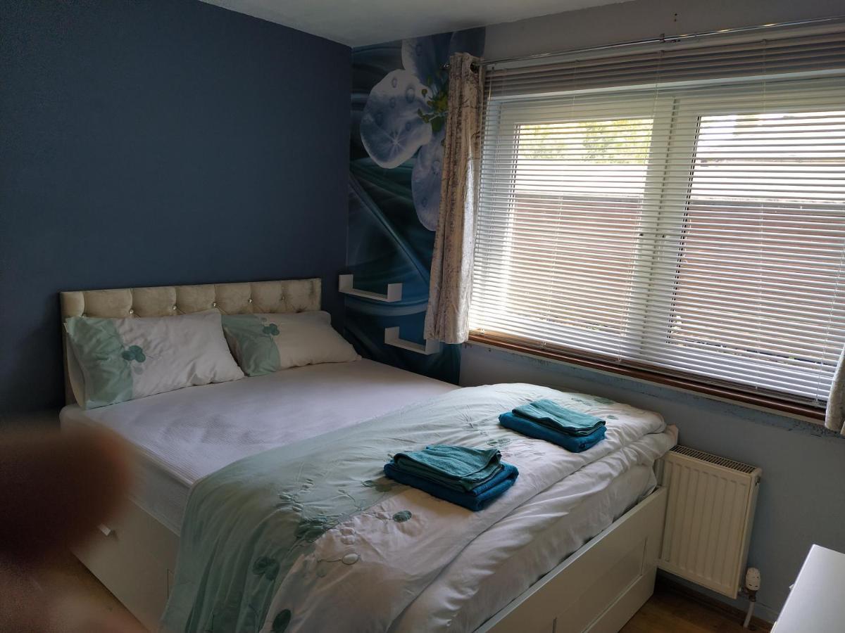 Self Catering Studio Flat Apartment เอดินบะระ ภายนอก รูปภาพ